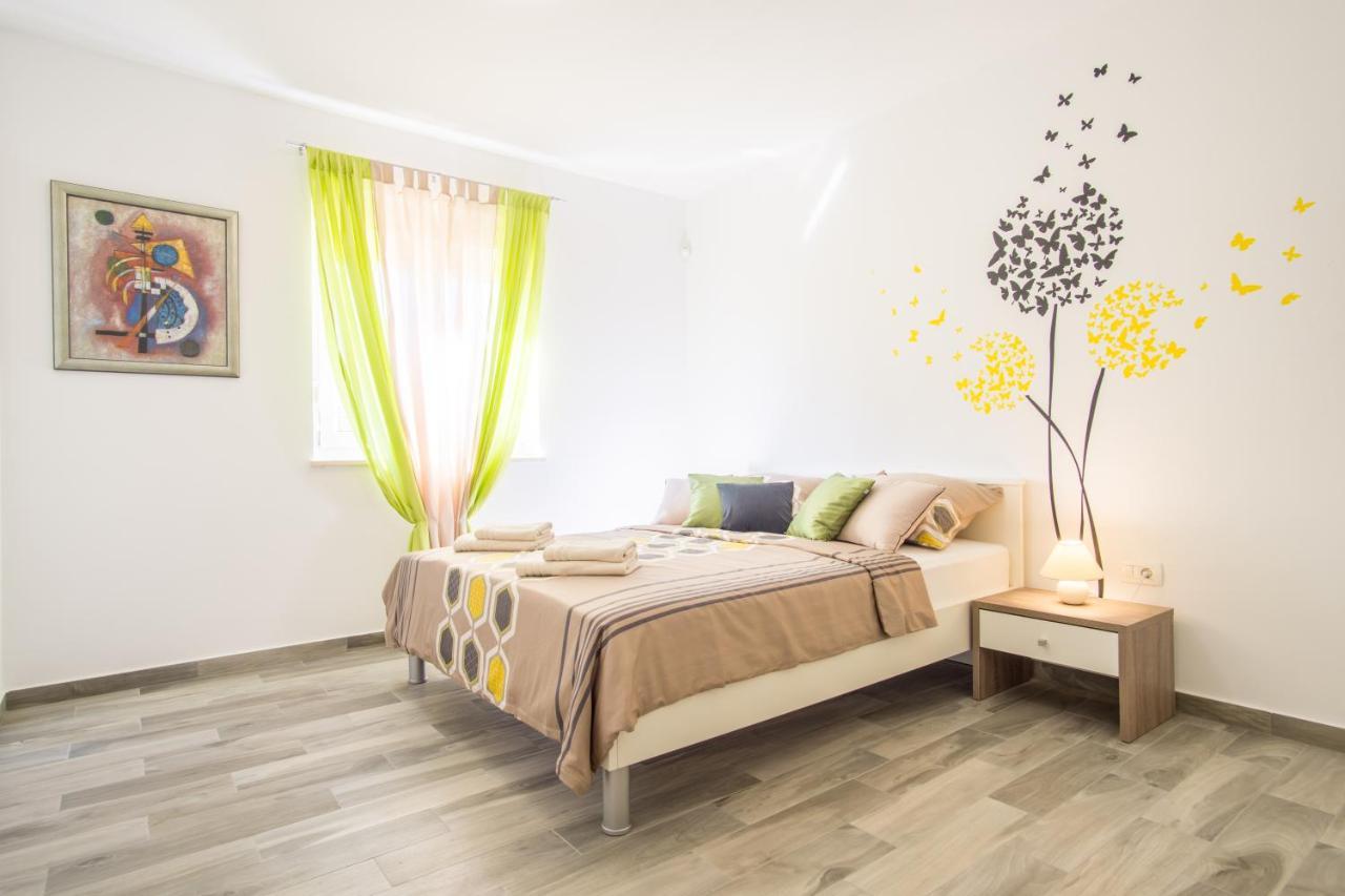 Apartament Casa Matea - 90 M From The Sea, New Private Swimming Pool Pula Zewnętrze zdjęcie