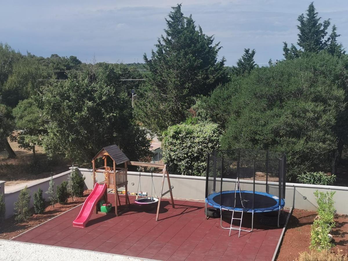 Apartament Casa Matea - 90 M From The Sea, New Private Swimming Pool Pula Zewnętrze zdjęcie